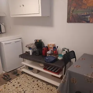  Appartamento To Rent 2 Grecia
