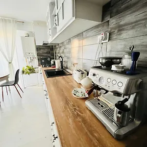  Appartamento The Airport Loft Romania